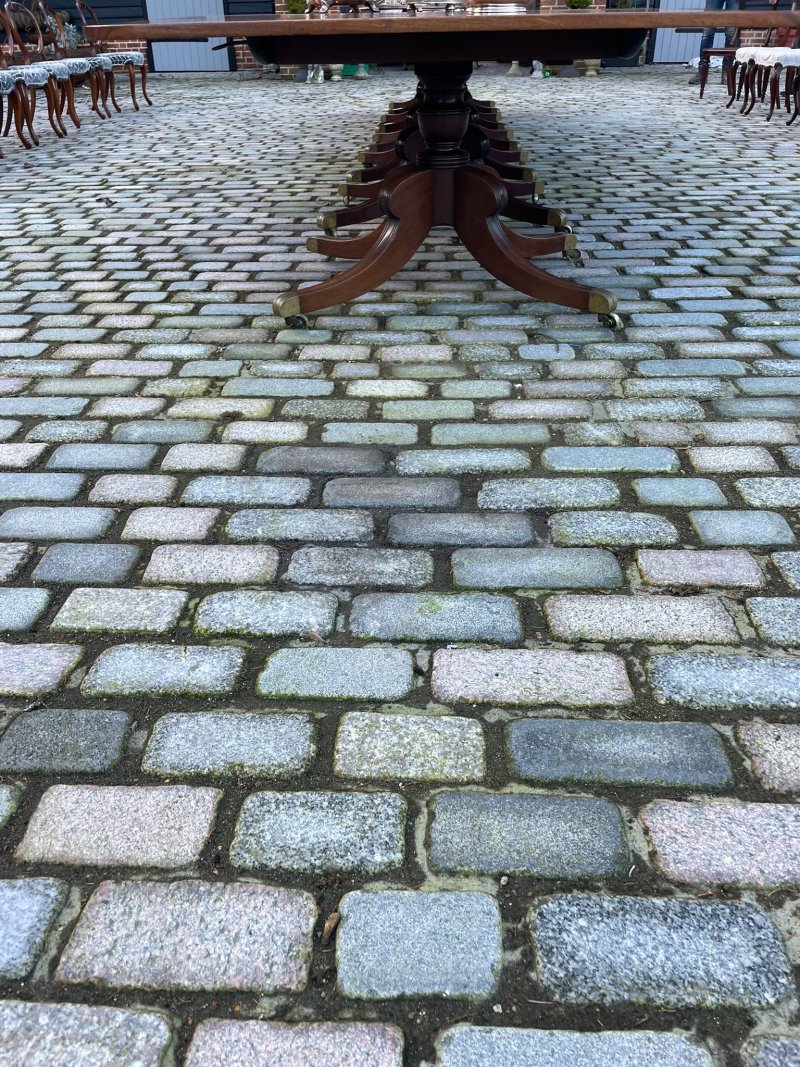 Rare 28 Seater 6 Pilar Antique George III Quality Mahogany Dining Table 72 x 161 x 609 cm - Image 24